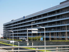 羽田空港第2駐車場・羽田空港第3駐車場　単独車室ゲート（屋内駐車場）